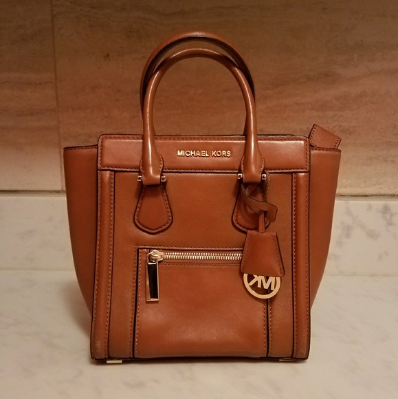 Michael Kors Handbags - MK Small Purse